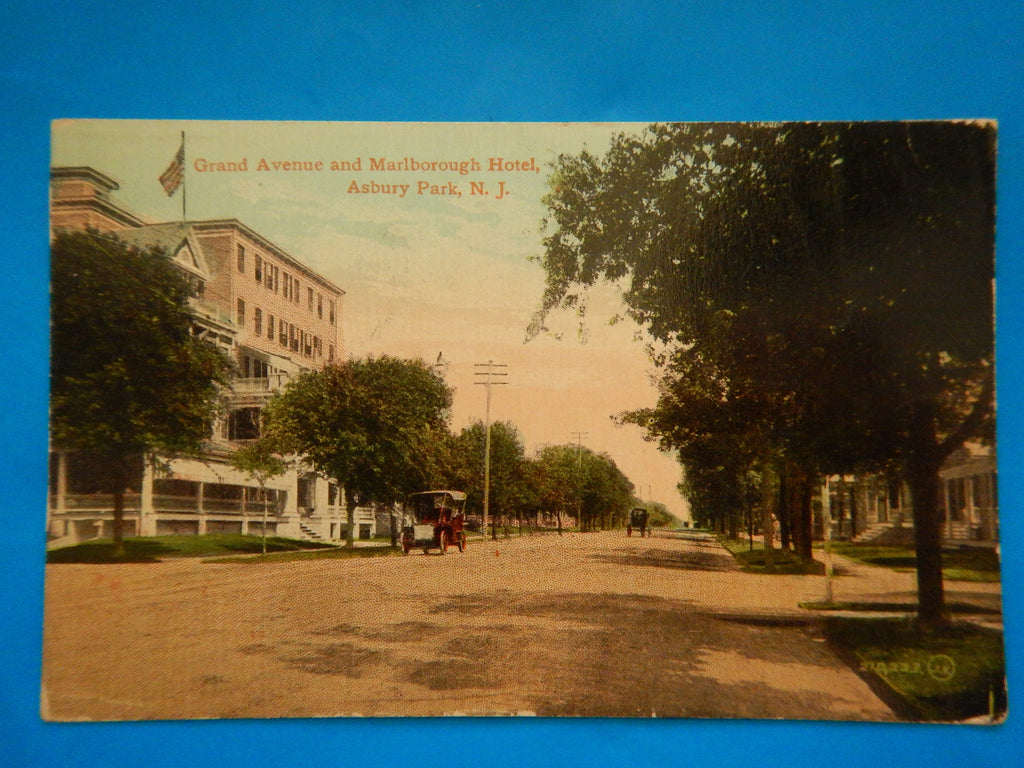 NJ, Asbury Park - Grand Ave and Marlborough Hotel postcard - D08134