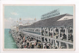NJ, Atlantic City - Steel Pier crowds postcard - CP0317
