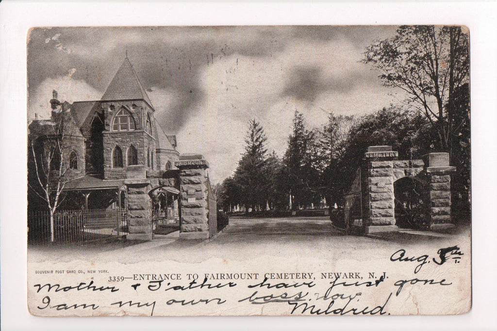 NJ, NEWARK - Fairmount Cemetery Entrance, building - B17059