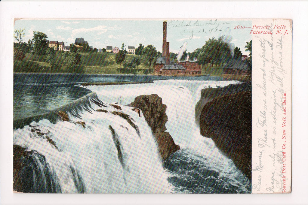 NJ, PATERSON - Passaic Falls, factory and houses - postcard - D08143