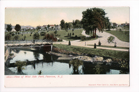 NJ, PATERSON - West Side Park postcard - D08150