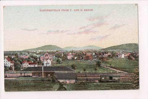 NY, Tannersville - Depot and town beyond postcard - NL0294