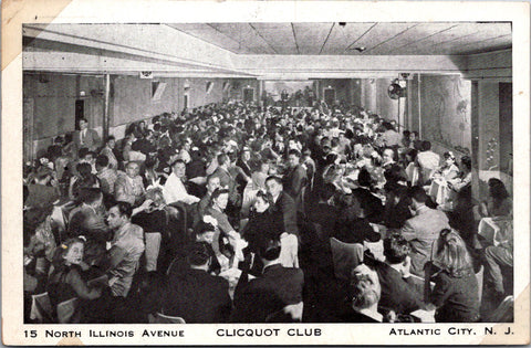 NJ, ATLANTIC CITY - Clicquot Club with entertainment on stage postcard - NL0529