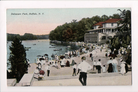 NY, Buffalo - Delaware Park, Beach Scene postcard - J03035