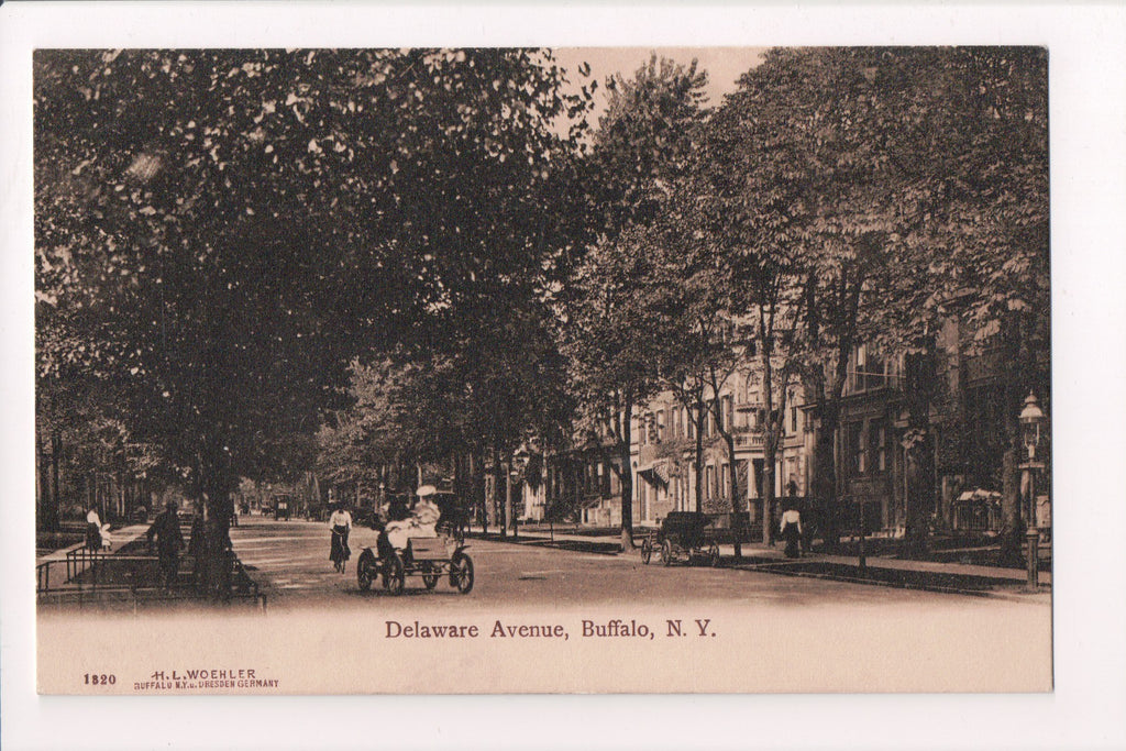 NY, Buffalo - Delaware Av, vintage Street Scene, old cars - K06073