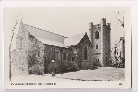 NY, Governors Island - St Cornelius Chapel - RPPC postcard - MB0744
