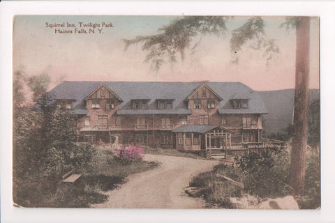 NY, Haines Falls - Squirrel Inn, Twilight Park - handcolored postcard - L03122