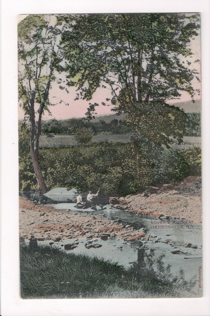 NY, Hensonville - Lovers Retreat, couple on a rock - postcard - sw0245