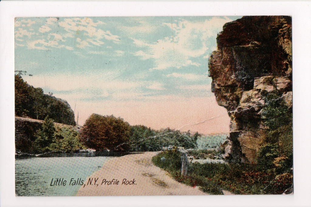 NY, LITTLE FALLS - Profile Rock - Z17071 - postcard **DAMAGED / AS IS**