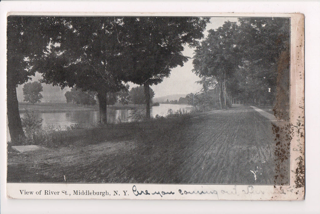 NY, MIDDLEBURGH- River Street - vintage postcard - E17019