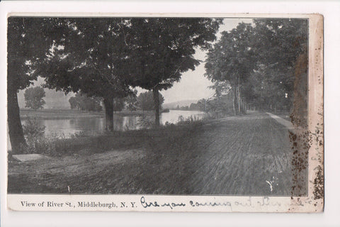 NY, Middleburgh - River Street - vintage postcard - E17019