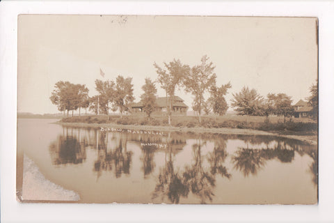NY, NASSAU - Nassau Lake and Bungalo - RPPC - D05057