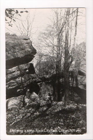 NY, OLEAN - Rock City Park - RPPC with people - B17048