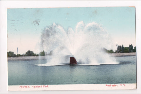 NY, ROCHESTER - Highland Park Fountain spraying, close up - A06888