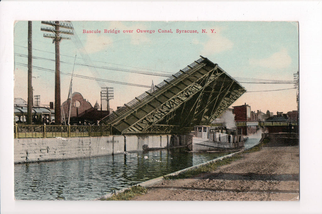 NY, SYRACUSE - Bascule Bridge over Oswego Canal - D17254