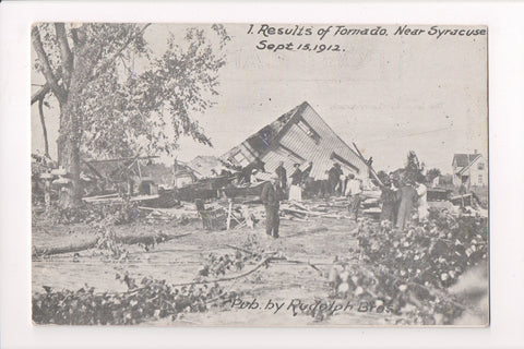 NY, Syracuse - Tornado disaster, Sept 15, 1912 - destruction, people - w01478