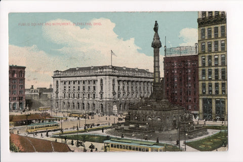 OH, CLEVELAND - Public Square, Monument, Dorn? Shoe sign - K03069