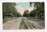 VT, Swanton - Grand Avenue - vintage postcard - R01074