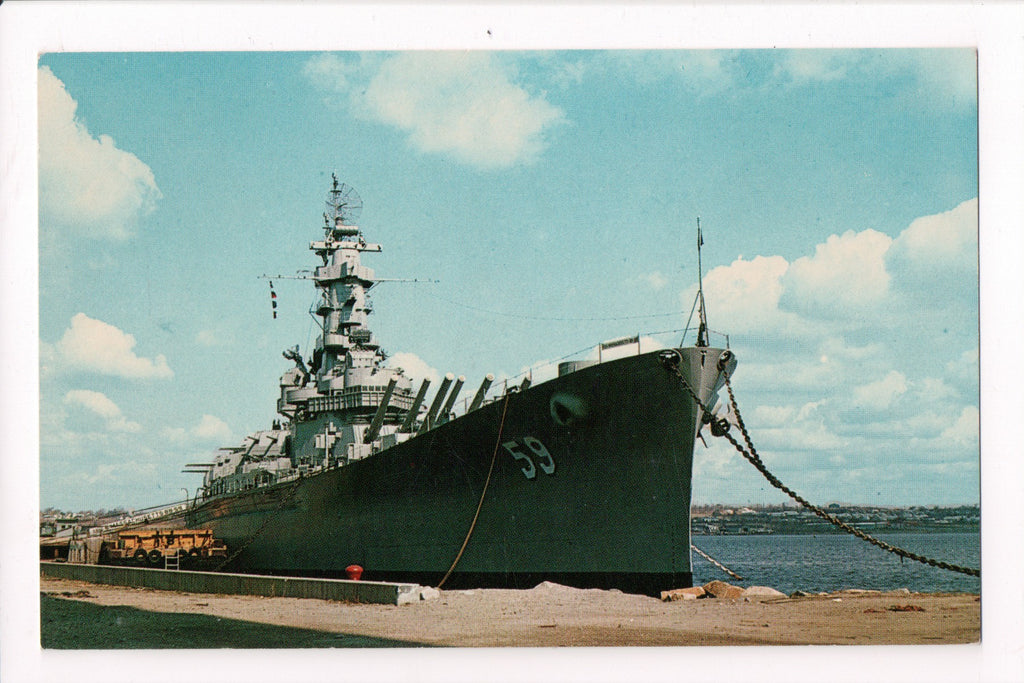 Ship Postcard - MASSACHUSETTS - USS Massachusetts - w00033