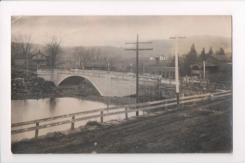 VT, ENOSBURG FALLS - New concrete bridge, buildings - RPPC - A12278