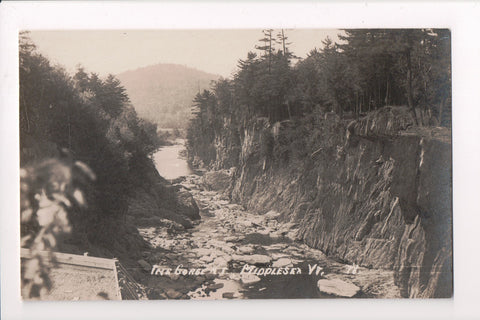 VT, Middlesex - The Gorge - RPPC postcard - E05064-vt