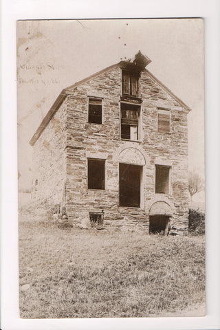 VT, POULTNEY - Tommy Todd 1784 Store closeup - RPPC - w02976