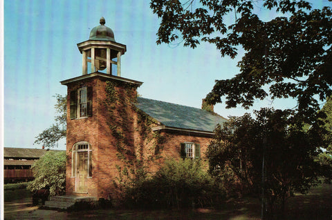 VT, VERGENNES - Schoolhouse, 1st bldg moved to Shelburne Museum - 505110