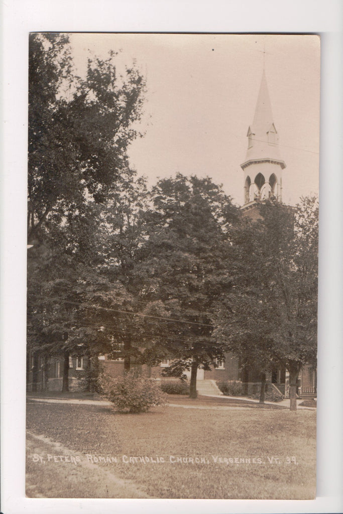 VT, Vergennes - St Peters Roman Catholic Church - RPPC - JJ0719