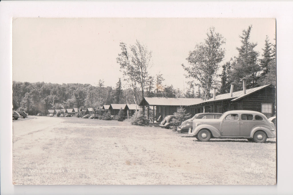 VT, WESTMORE - Log Cabins at Willoughby Beach - RPPC postcard - CP0596
