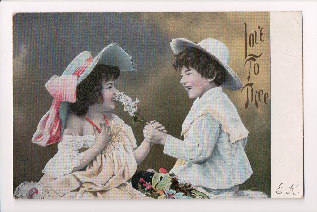 Valentine - Boy and girl with large hats - KViB 12 Serie 650 postcard - G03006
