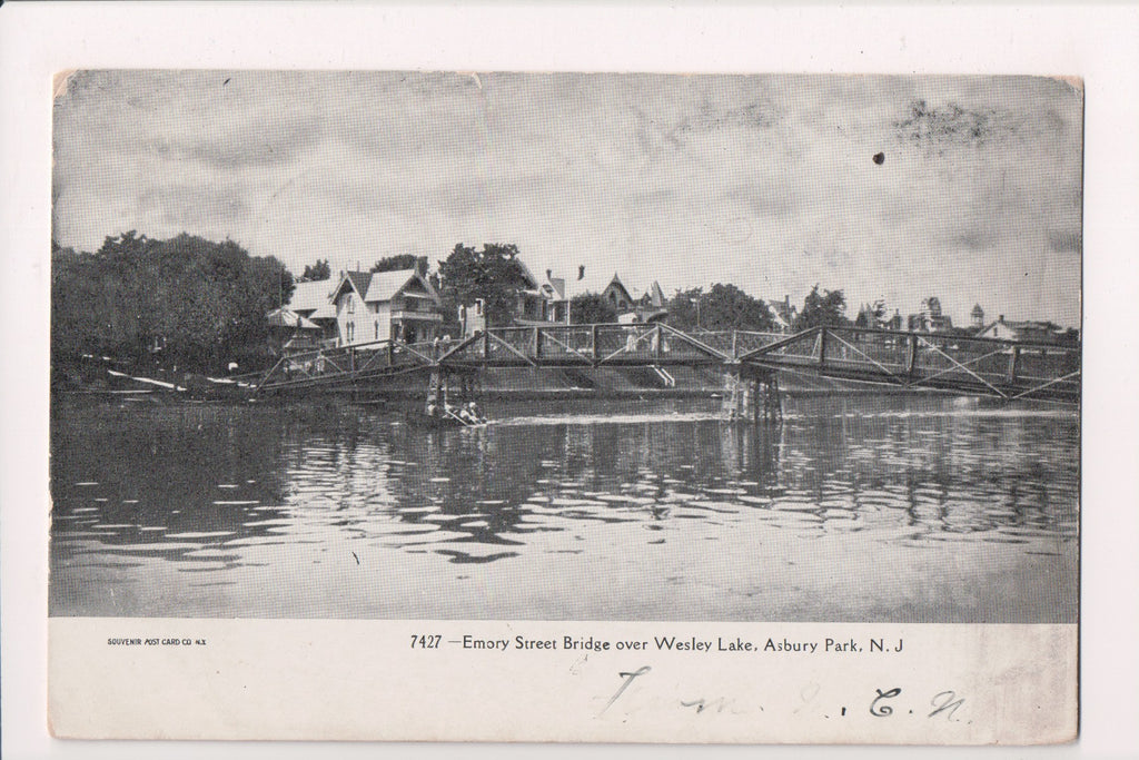 NJ, ASBURY PARK - Wesley Lake - Emory St Bridge, surrounding - w00662