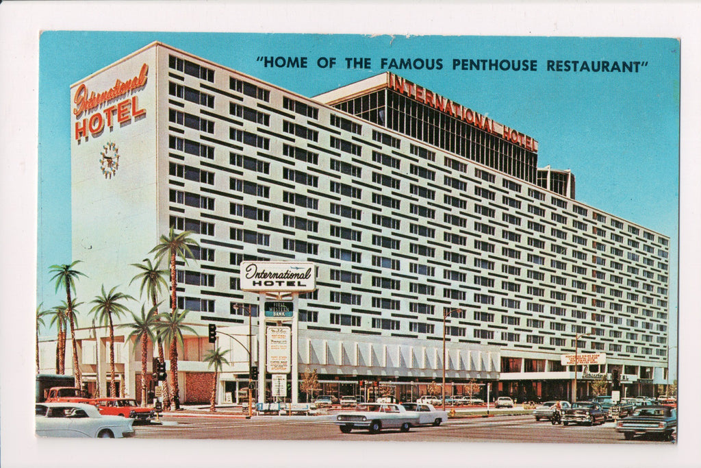 CA, LOS ANGELES - International Hotel, entrance to L A Airport Terminal - w03041
