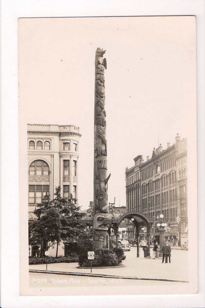WA, SEATTLE - Totem Pole, Bus Zone sign - RPPC - B06096