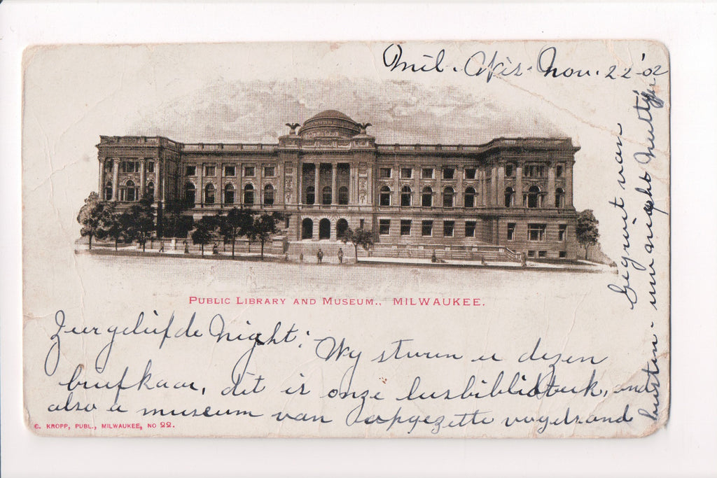 WI, Milwaukee - Public Library, Museum postcard - CP0203