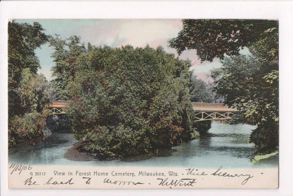 WI, Milwaukee - view in Forest Home Cemetery postcard - J03188