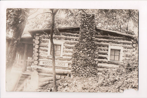 WI, WOODRUFF - Woods Lodge log cabin close up RPPC postcard - 501104