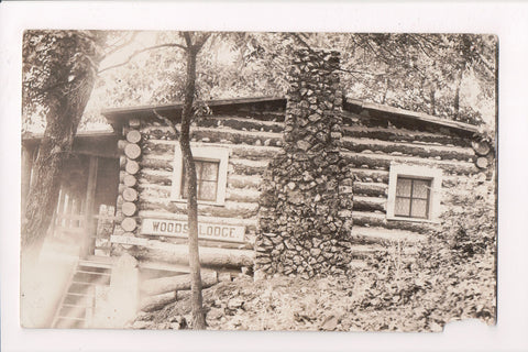 WI, Woodruff - Woods Lodge log cabin close up RPPC postcard - 501104
