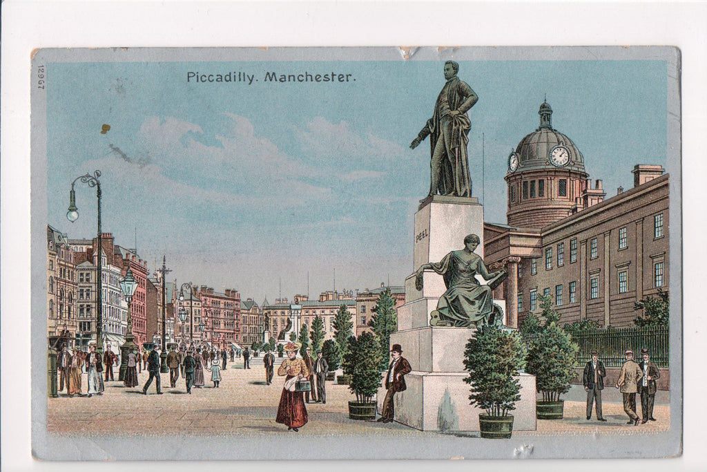 Foreign postcard - Manchester - Piccadilly, Peel statue etc - C08543