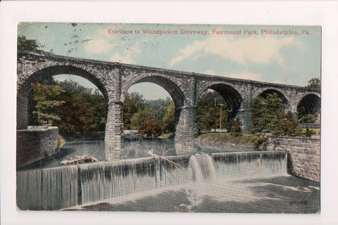 PA, Philadelphia - Fairmount Park, Entrance to Wissahickson - B17309