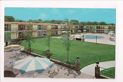 KY, Bowling Green - HOLIDAY INN postcard - Highway 31 W Bypass - C08257