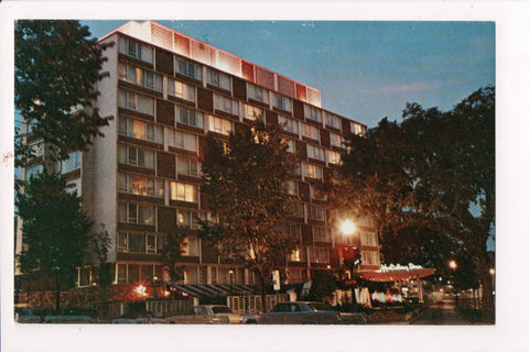 DC, Washington - HOLIDAY INN postcard - 1615 Rhode Island Ave, NW - D05486