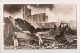 TX, TEXAS CITY - Searching the Ruins - 1947 RPPC - D18144