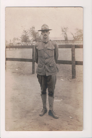 MISC - Military Man in uniform - posing - RPPC - DG0042