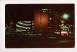 MN, St Paul - HOLIDAY INN postcard - Highway 94 downtown - MA0179