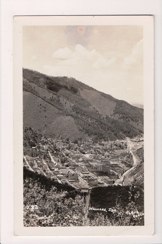 ID, Wallace - Clear Bird Eye View of town - Tabor RPPC - R00380