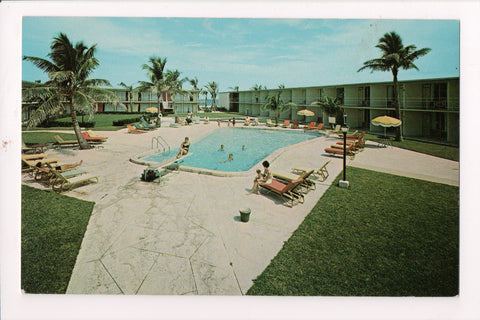 FL, Riviera Beach - HOLIDAY INN postcard - 2700 Ocean Drive - w00427