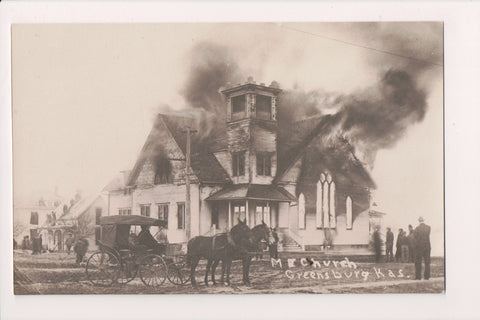 KS, GREENBURG - M E Church on FIRE - men on roof - RPPC - w00489