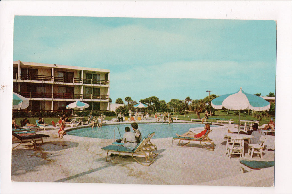 FL, Palm Beach - HOLIDAY INN postcard - 2830 S Ocean Blvd - w02039