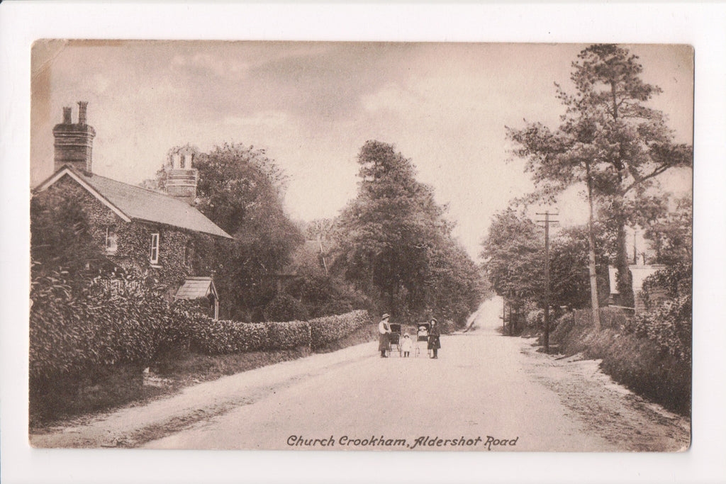 Foreign postcard - Crookham, Hampshire, UK - Aldershot Rd, Church (ONLY Digital