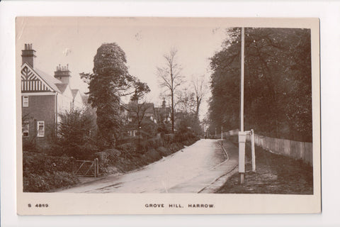 Foreign postcard - HARROW - Grove Hill postcard - JR0123